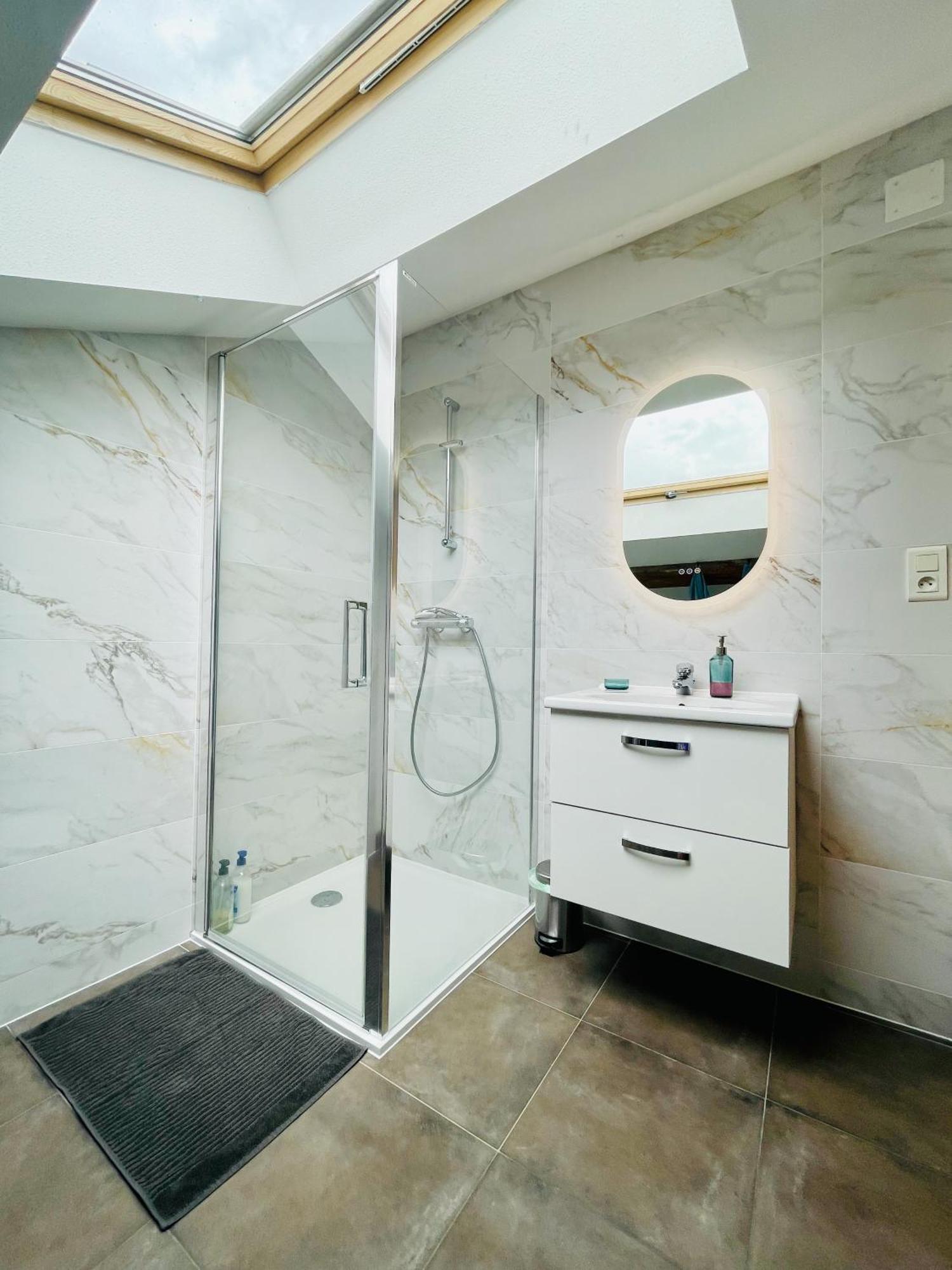 Apartmán Duplex + Parking Gratuit Facile Sainte-Suzanne  Exteriér fotografie